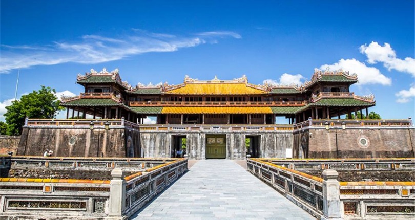 Great Laos And Vietnam 15 Days